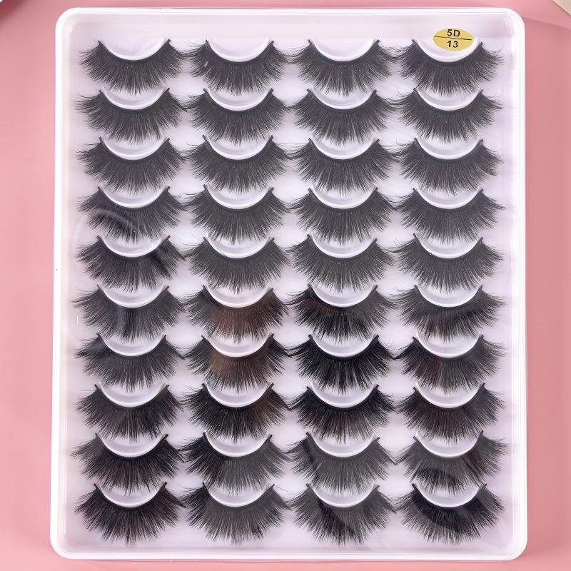 Internet celebrities with the same 20 pairs of 15-20mm false eyelashes, natural slender European and American style thick curled eyelashes