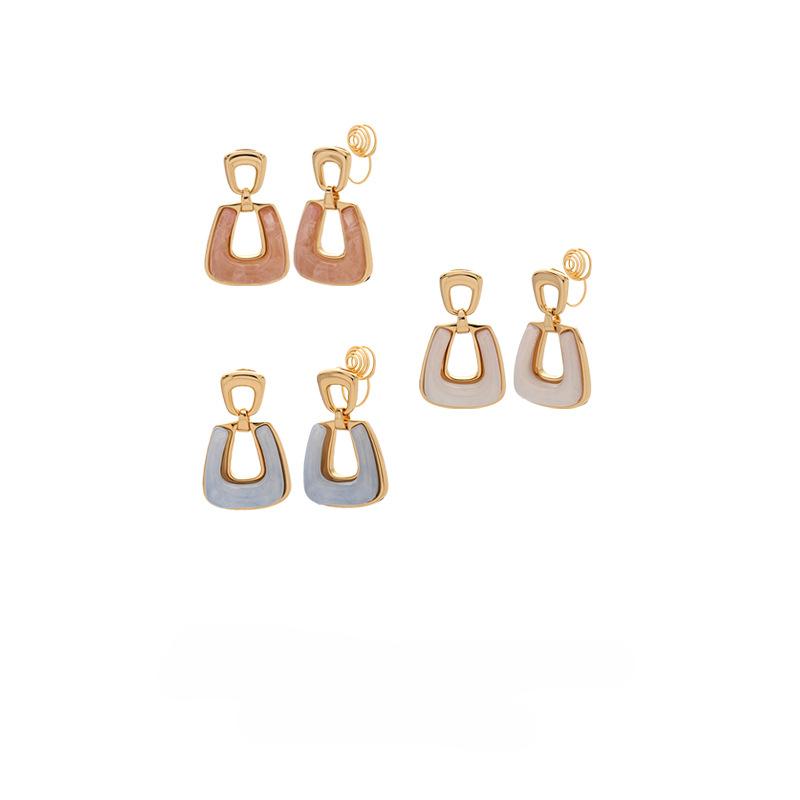 

Hollow Resin Geometric Pendant Earrings Enamel Mosquito Ear Clips