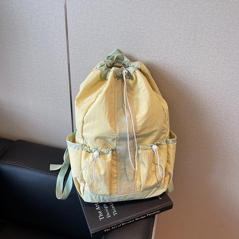 Versatile Drawstring Backpack - Lightweight Sports Bag for Tennis & Badminton Rackets, Perfect Gym & Travel Pack