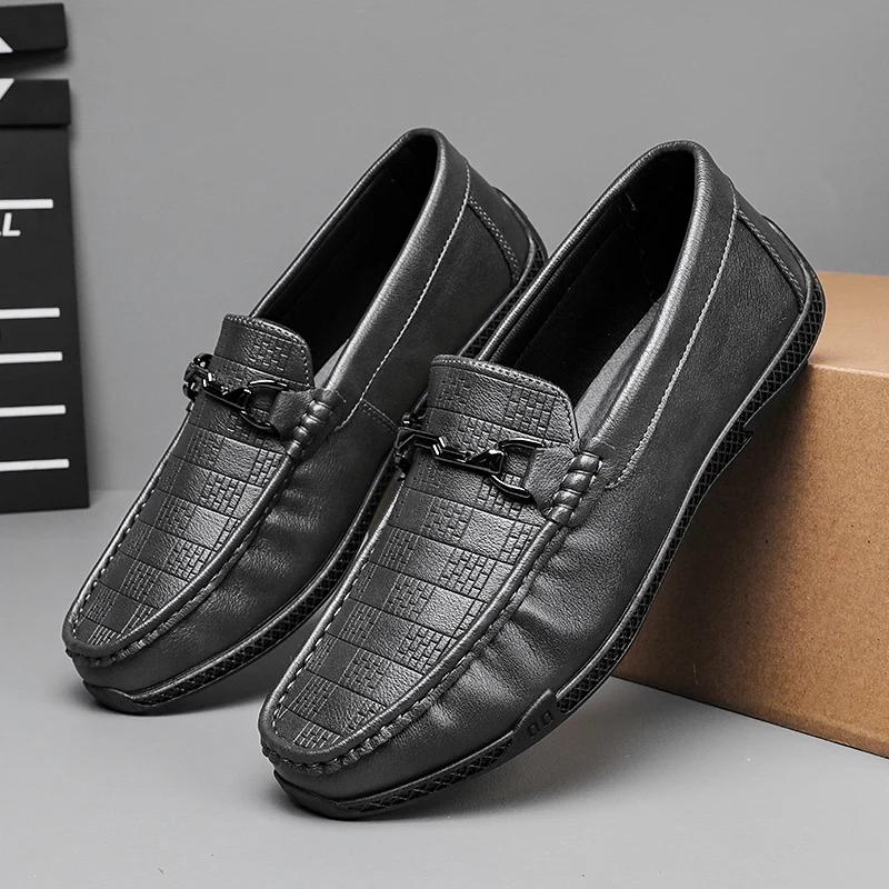 Luxury  Black Leather Men Casual Shoes New Formal Dress Shoes Sneaker Designer Men Loafers Breathable Slip on Driving Shoes
