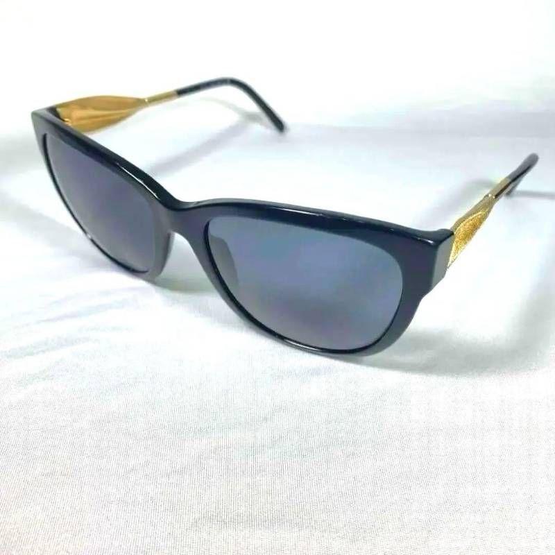 Used BURBERRY B4203 3001/87 Sunglasses Black Frame Dark Lens Men Women Unisex Brand Eyewear Popular Free Shipping Anonymous Delivery