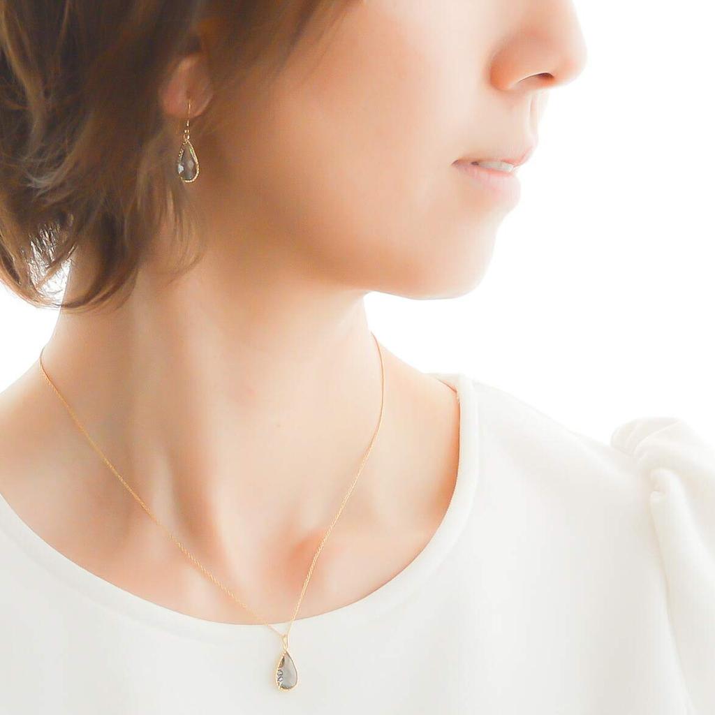 [NAOTJEWELRY] [Naot Sieraden] Damesketting, Eenvoudige Druppelvorm, Geslepen Frame Glas Ketting, Antracietgrijs
