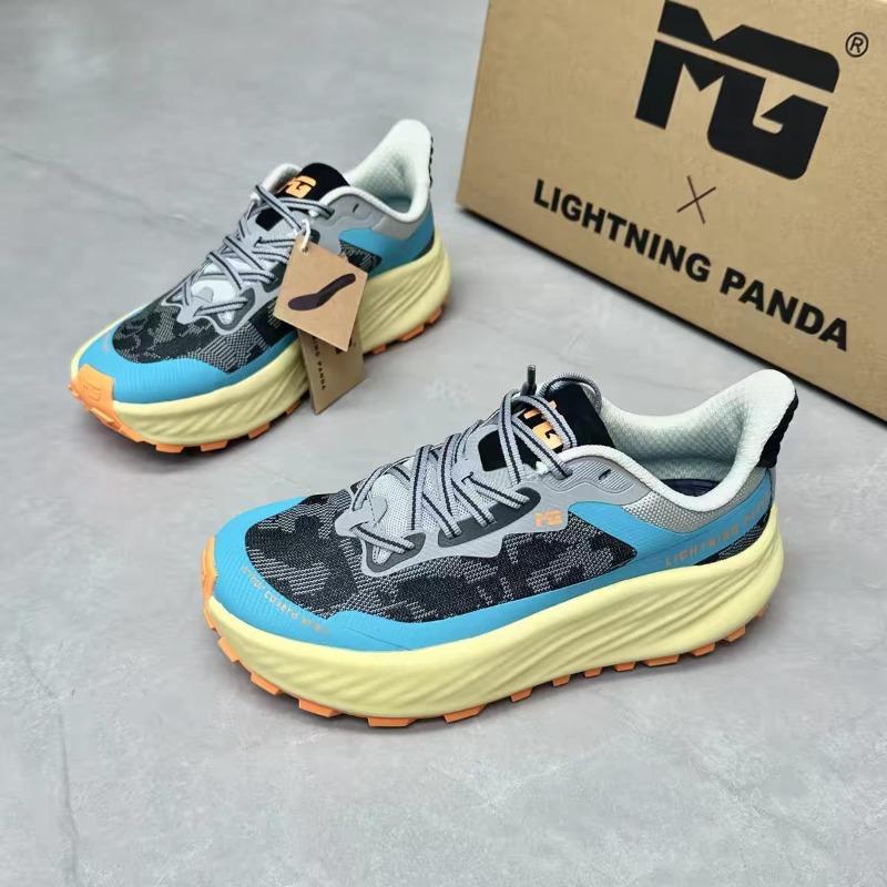 Markenprodukt Bequemer dicker Sohlen Bigfoot Offroad Laufschuh Top Qualität Wander Jogging Schuh Übergröße Laufschuh