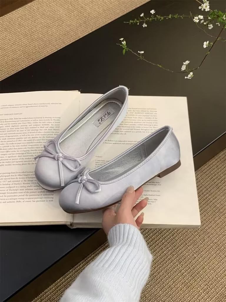 Evening Wind Gentle Butterfly Ladyshoes Ballet Flats French Retro Soft Sole Spring and Summer 2025 New Satin Single Shoes