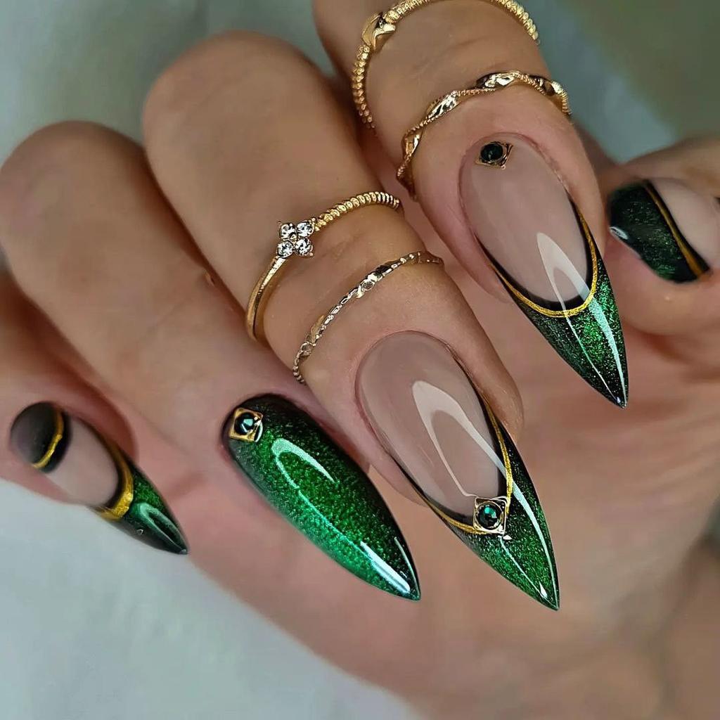 24PCS Simple Green Cat Eye French Press on False Nails with Golden Star Patterns Almond Fake Nails for Women High-quality Nails