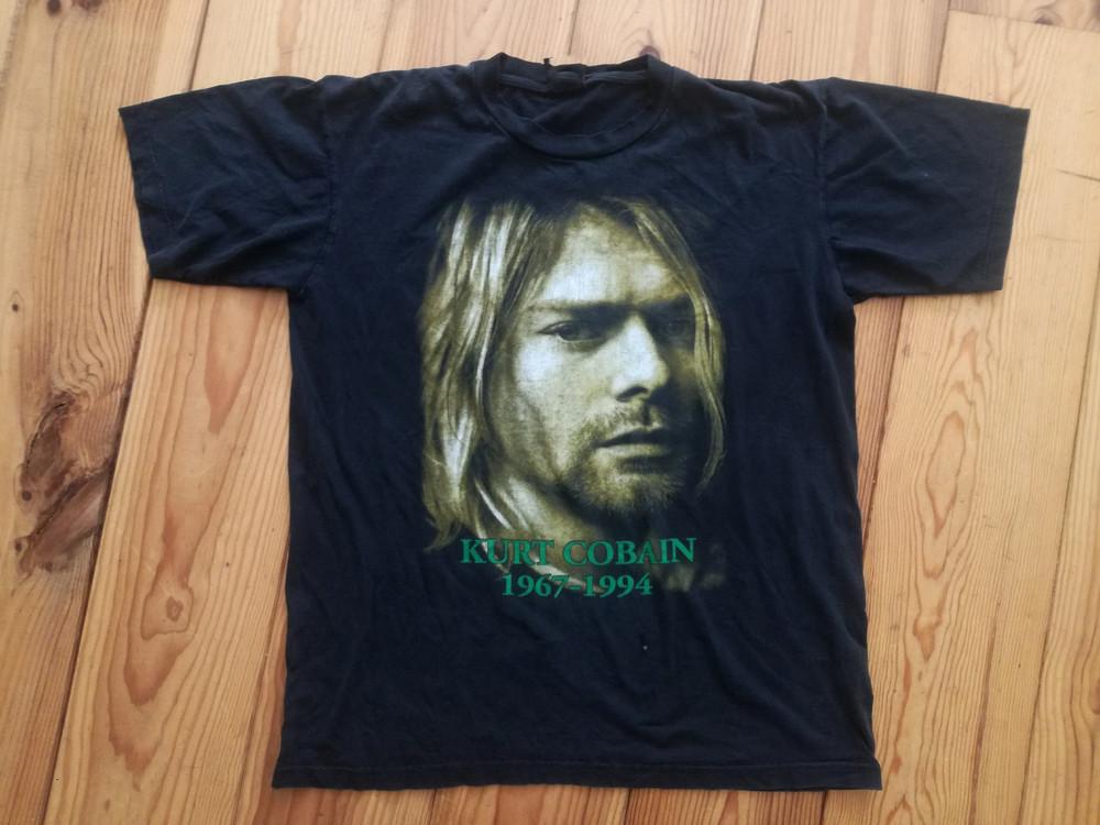 

Kurt Cobain 1967-1994 T Shirt Vintage 90s size s-5xl Unisex DO506 Unisex T-Shirt M