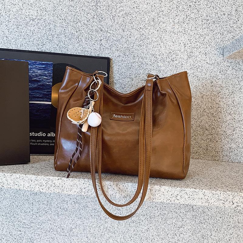 

Винтажная однотонная сумка-тоут большой вместимости женская осенне-зимняя новая модная сумка через плечо для поездок на работу, универсальная сумка под мышкой Without pendant коричневый