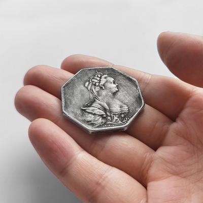Zar Katharina II. Retro-Sammlungsmünzen, Kopie der russischen achteckigen antiken Silbermünze