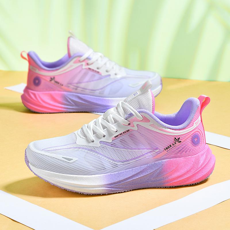 New Carbon Board Sports Leisure Style Women's Sports Fashion Versatile Leisure Breathable Net Running Sports Shoes Couple Shoes Men