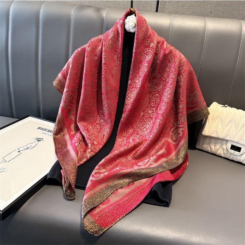 

Новый квадратный шелковый платок с принтом Тяжелый и модный Универсальный платок ручной работы с золотой кромкой Шелковистый платок, приятный к коже Декоративный платок для женщин