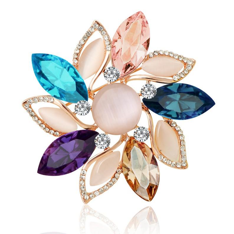 Elegant Luxury Brooch: Versatile and Exquisite Pin for Suit Jackets - Japanese and Korean Inspired Design