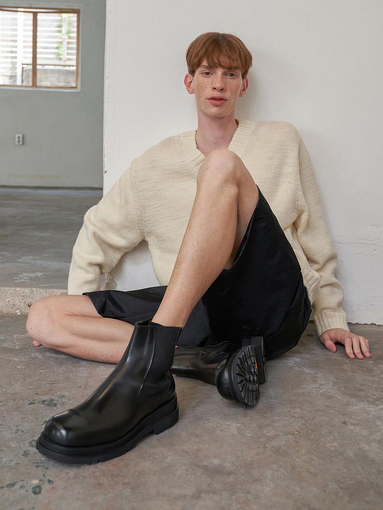 Blanc Sur Blanc [Men] Lucien Chelsea Boots Black