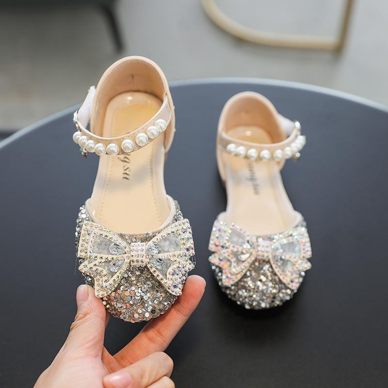 

Crystal Princess Closed Toe Sandals, Soft Flat Casual Dance Shoes Summer Footwear for Big Girls 21 серебряный
