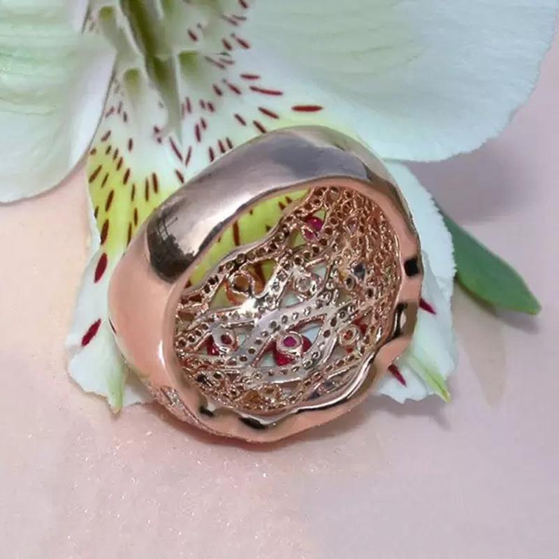 Huitan Attractive Rings with Colorful CZ Exquisite Luxury Finger Accessories for Women Temperament Charming Engagement Jewelry