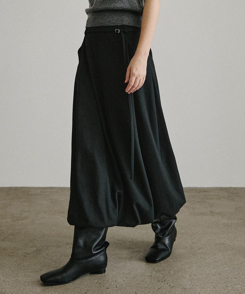 Artid Wool Belted Balloon Skirt_Black