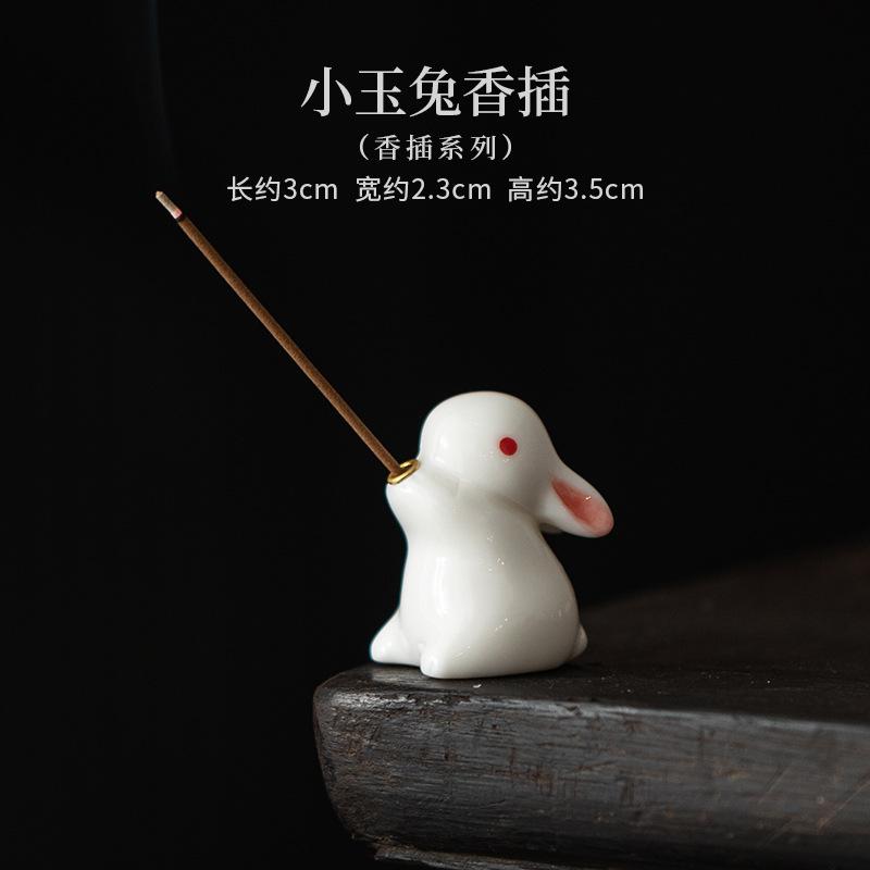 

White Porcelain Jade Rabbit Incense Holder Water Fountain Decoration Incense Burners Aromatherapy Censer Indoor Decoration Craft