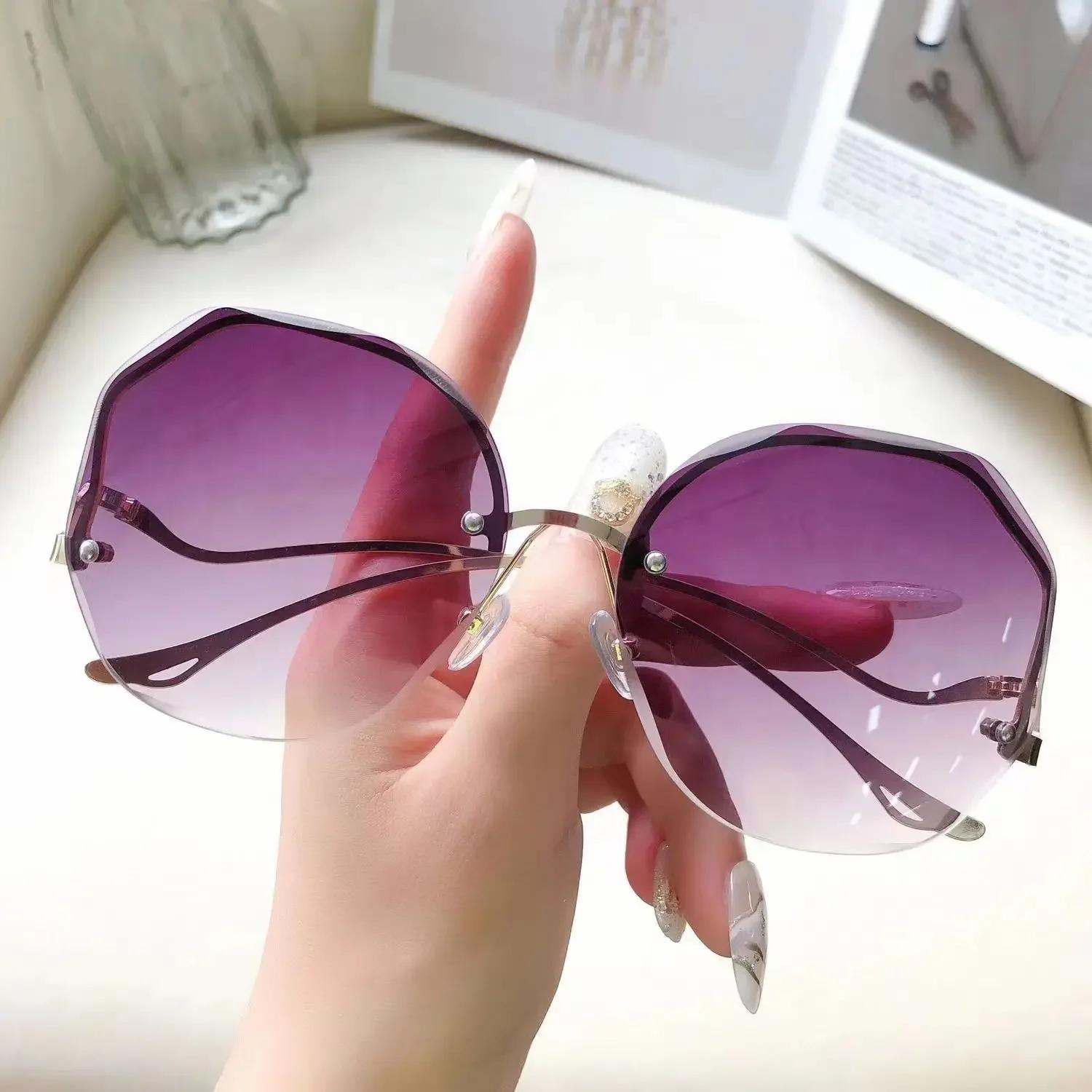 Rimless Sunglasses for WomenMen Colour Polygonal Large Frame Gradient Sunscreen Eyeglasses Gafas De Sol