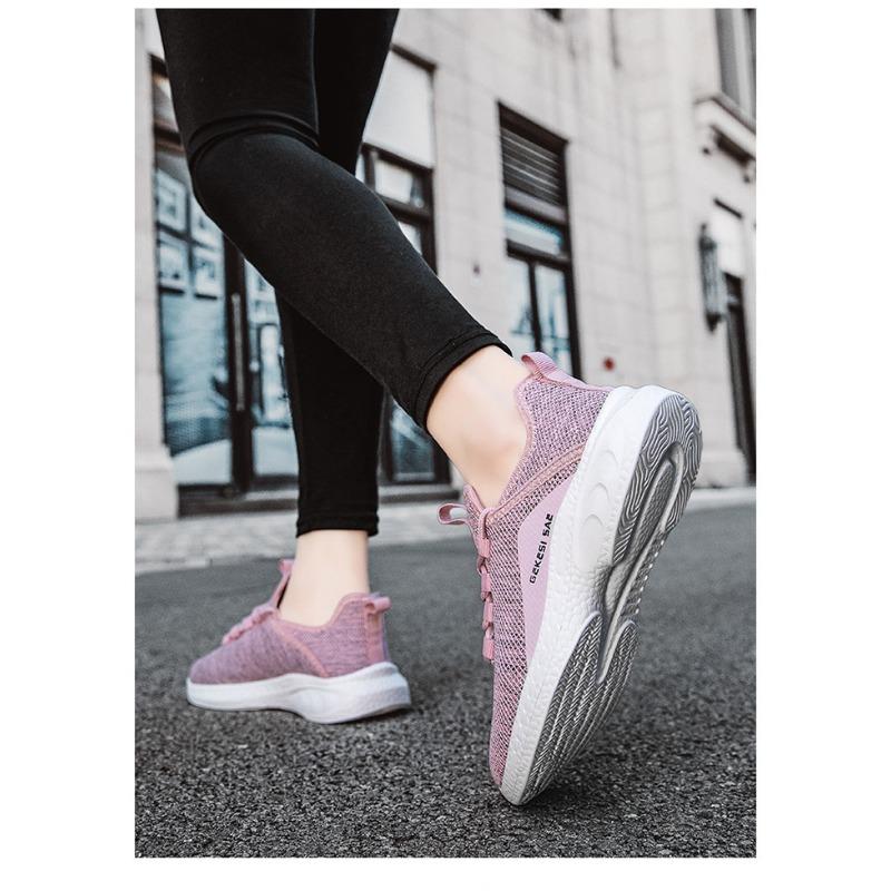 Spring New Travel Shoes Running Shoes Women's Flying Woven Breathable Sports Fitness Lightweight Casual Shoes