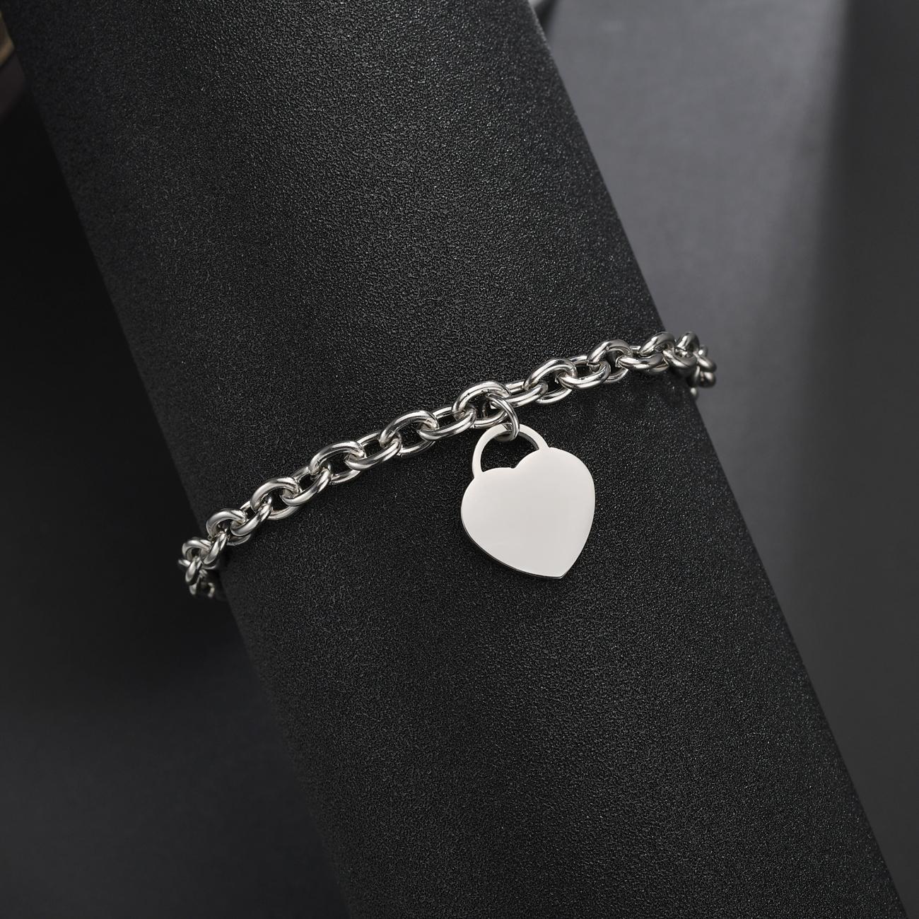 

Atoztide Personalized Engrave Name Bracelet For Women Men Stainless Steel Heart Pendant Thick Chain Birthday Jewelry Gift No engrave