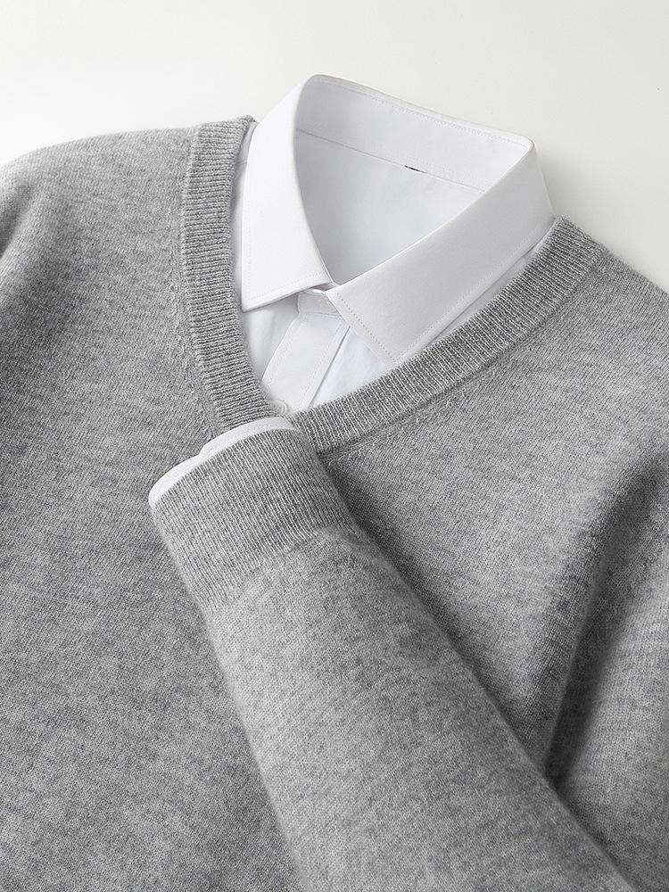 Men's Loose V-Neck 100% Wool Sweater: Thick Solid Color Knitwear for Casual & Business.