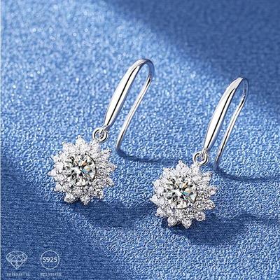 S925 Sterling Silber 0,5 Karat * 2 Moissanite Sonnenblumen Ohrringe Sunny Fashion Elegante Weibliche Valentinstag Geschenk