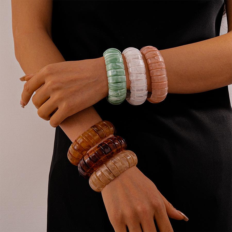 DIEZI Exaggerated Retro Resin Elastic Rope Bangles Fashion Hip Hop Round Geometric Acrylic Bracelet Bangles Women Men Jewelry