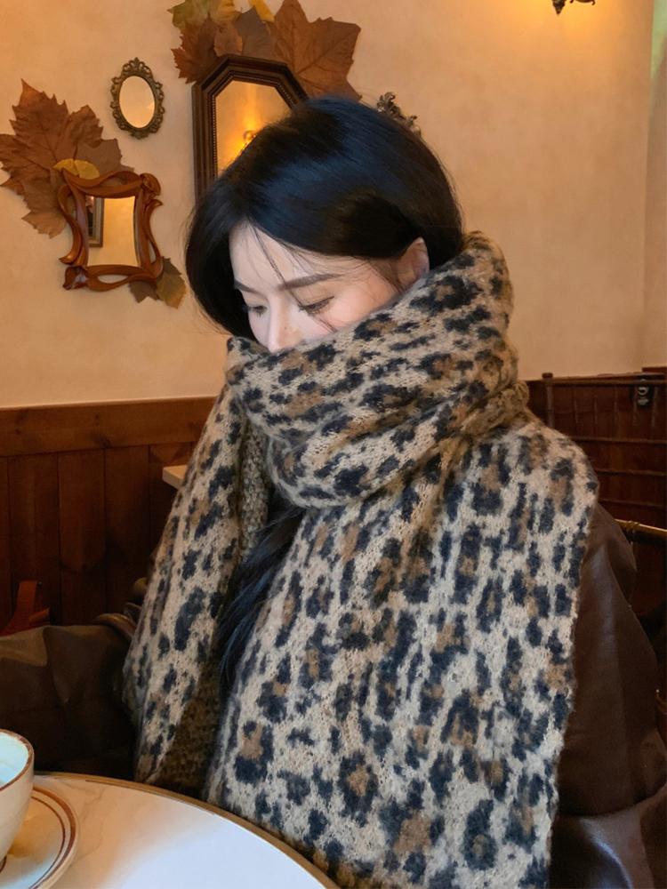 Women Winter Knitted Scarf Headscarf Ladies Men Casual Leopard Print Warm Scarve Mujer Male Foulard Wrap Shawl New Unisex Retro