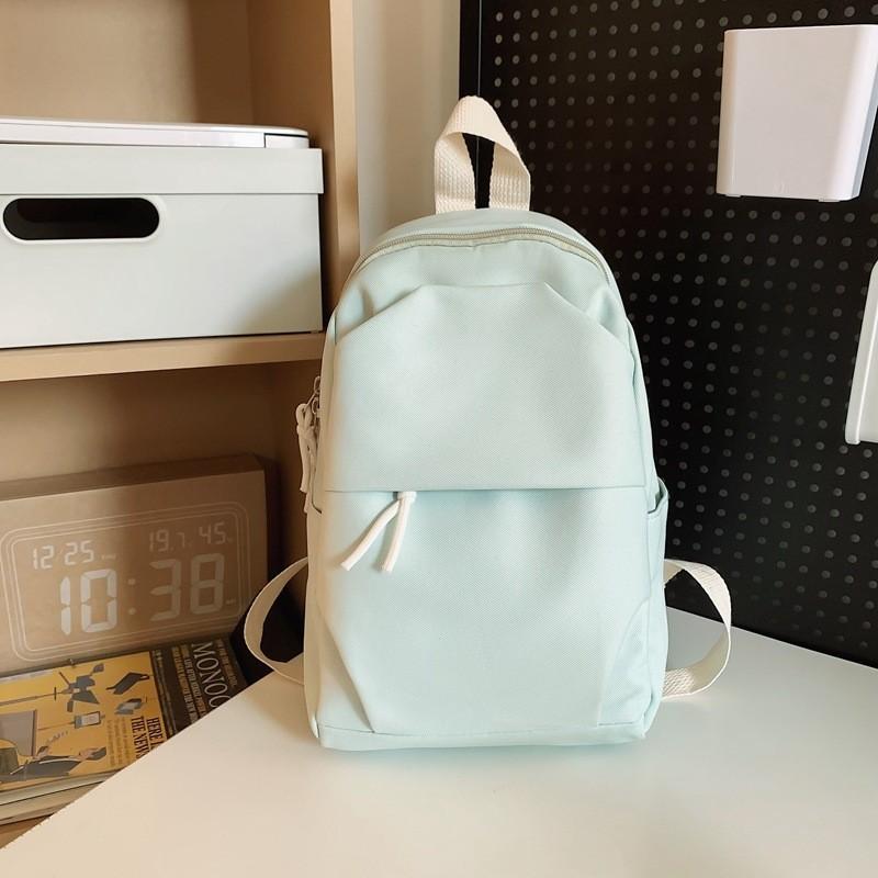 Trendy Lightweight Travel Backpack For College Students With 15-inch Laptop Compartment