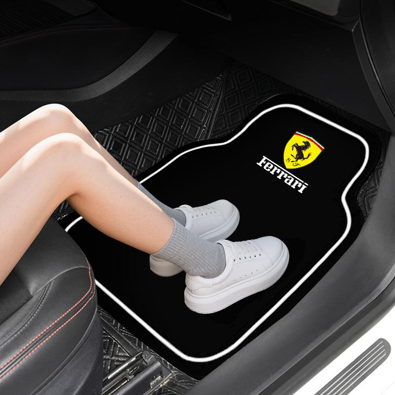2/4 Piezas Alfombrillas para Coche Alfombra Delantera Trasera Almohadilla Antideslizante Para Ferrari SP1 812 F40 F12TDF SF90 458 488 599 612 FF F12 Accesorios para Coche