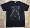Maglietta Grafica Rottweiler Vintage Y2K Fotorealismo Ritratto di Cane Taglia Media T-Shirt Unisex