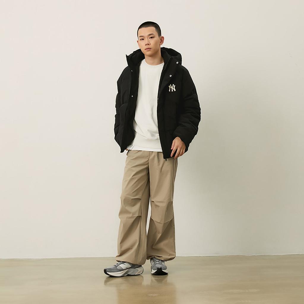 MLB Preppy Style Collection New York Yankees FW24 Down Jacket Unisex Black 3ADJV1046-50BKS