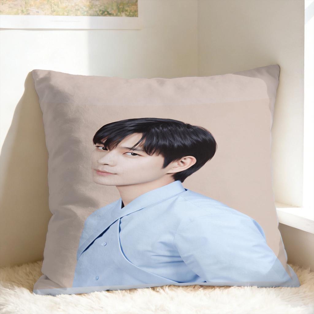 Y-Young-dae Kim Pillow Case Design Pillow Cover For Sofa Bedroom Home Decor Kawaii Pillowcases