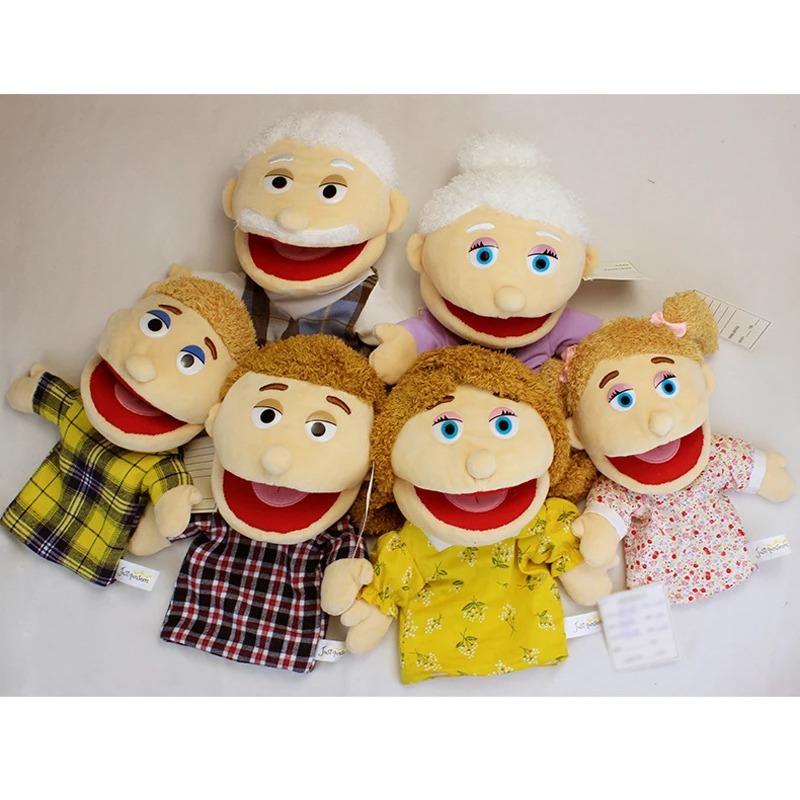 1/6 pièces Marionnette Familiale Marionnette à Main Demi-Corps Peluche Gant Grand-Père Grand-Mère Père Mère Membre Enfants Fille Parlante Cadeau d'Anniversaire