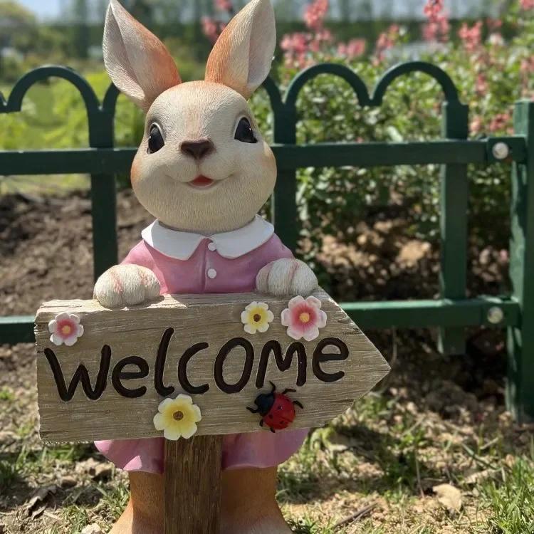 Cute Rabbit Wayfinding Sign Resin Painted Animal Ornaments Garden Lawn Miniature Items Kindergarten Standing Style Welcome Sign