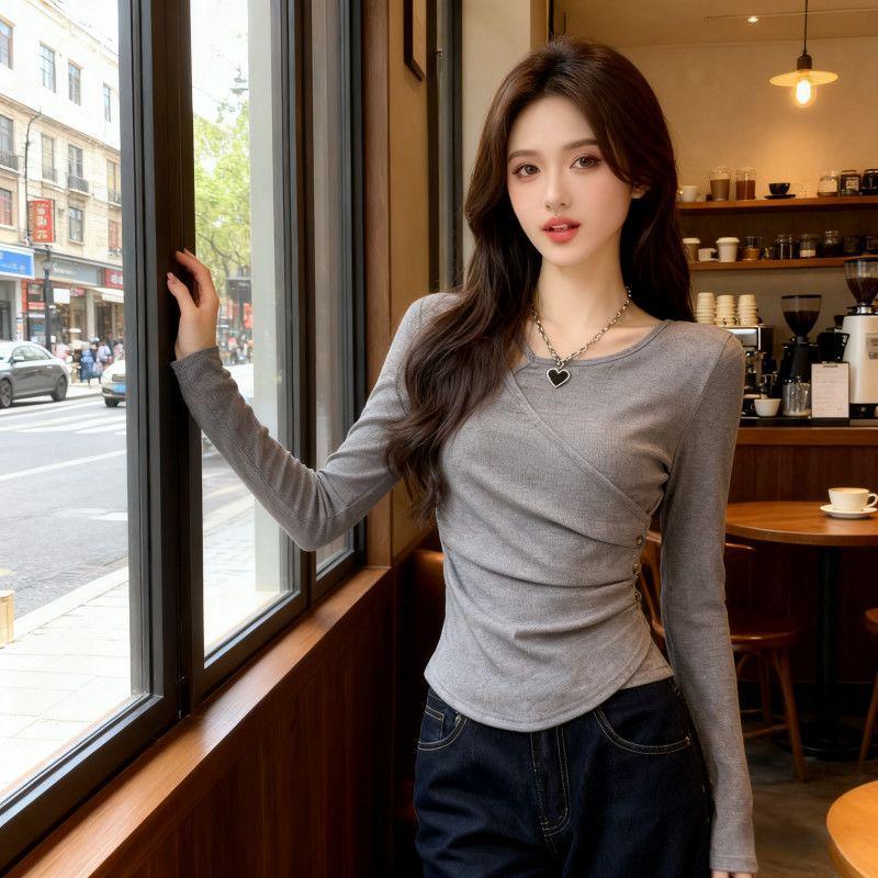 

Asymmetrical Korean-Style Early Autumn Women s Long Sleeve T-Shirt with Buttons S (Weight 80-95 lbs) серый