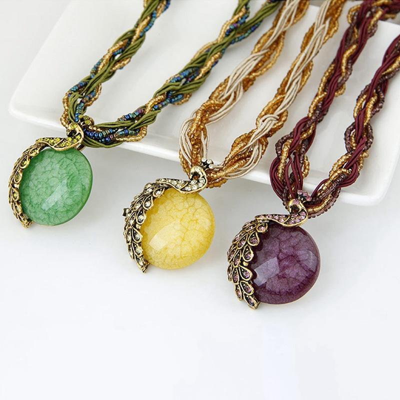 Mode Ethnischer Stil Harz Steinperlen Anhänger Pfau Halskette Retro Böhmischer Stil Schmuck