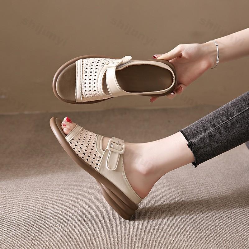 Fashion Women's 2025 Summer Retro Buckle Sandals Hollow Breathable Casual Slippers Comfortable Low Heel Fashion Lightweight Cool Shoes