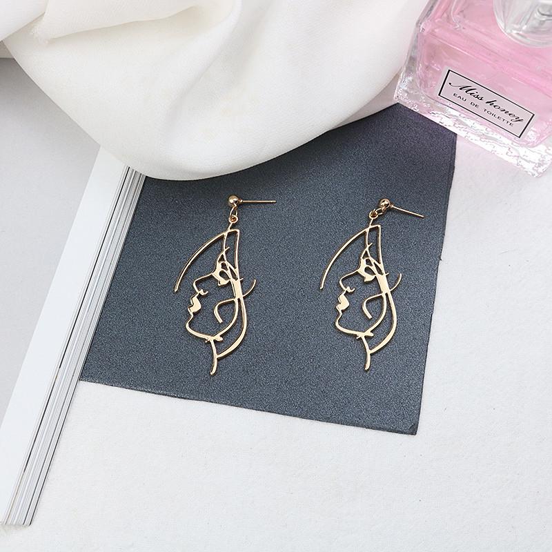 Punk Human Face Drop Earrings For Women Retro Abstract Hollow Out Statement Hand Metal Fashion Dangle Earring Jewelry