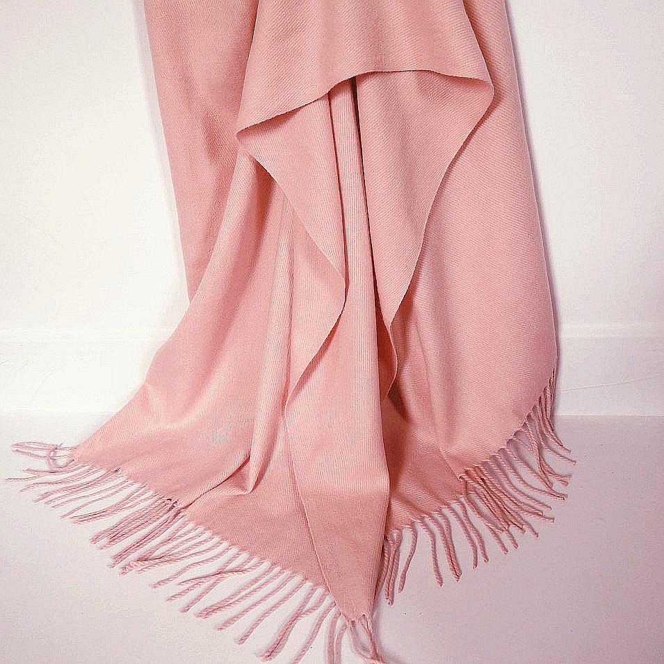 Women s and Men s Solid Color Wool Scarf with Tassels - Winter Korean Style Shawl 200CM светло-розовый
