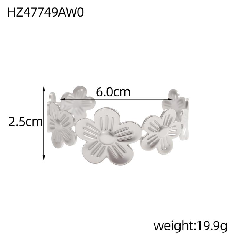 

CARLIDANA Exquisite Gold Plated Waterproof Jewelry Gift Stainless Steel Flowers Open Chunky Cuff Bracelet Bangle for Women as photo