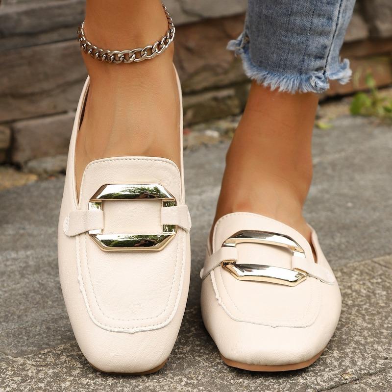 Ein neues Design von Retro-Schuhen mit dicken Sohlen für Damen, mit einem Rücken-an-Rücken-Halbslipper