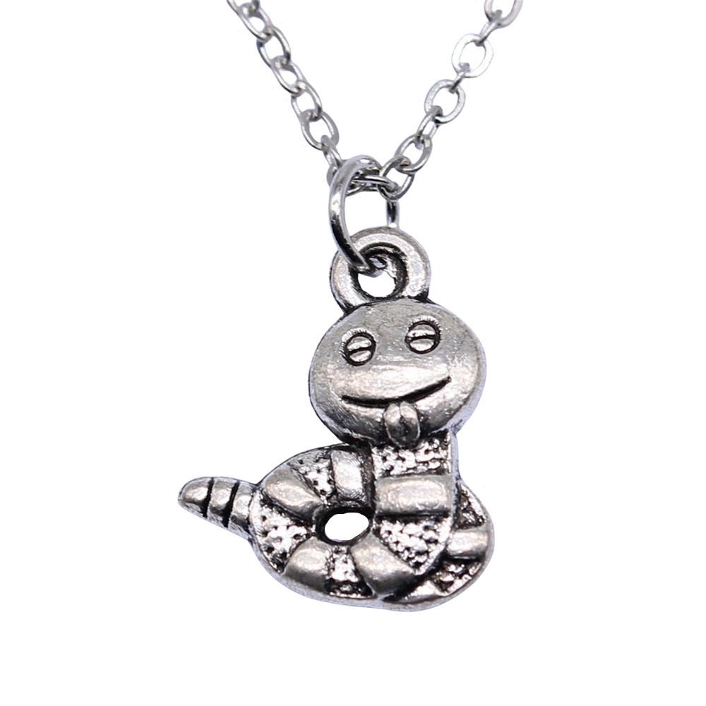 Dragonfly Pendant Necklace Insect Nature Inspired Delicate Jewelry 40cm Short Chain