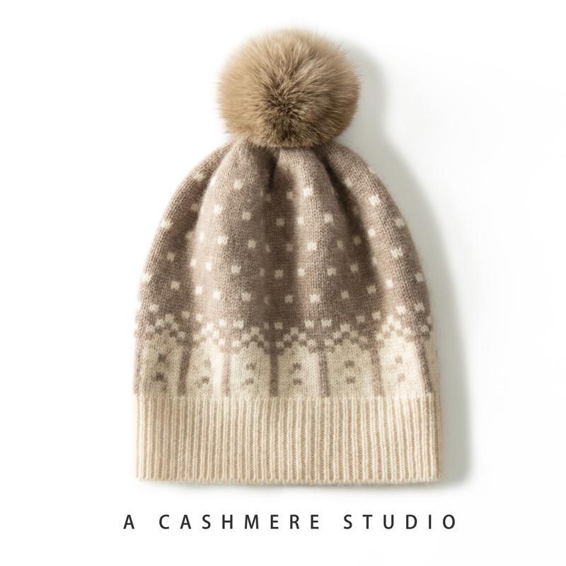 Autumn and Winter New Cashmere Hat Women's Fashion Jacquard Warm Ear Protection Bag Head Hat Fox Hairball Wool Hat