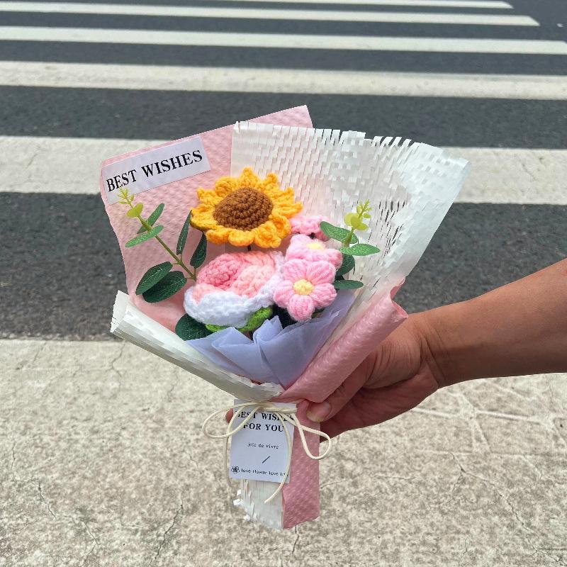 Valentine's Day Mini Bouquet Artificial Rose Flowers Handmade Crochet Flower Bouquet Christmas Wedding Party Gifts Home Decor