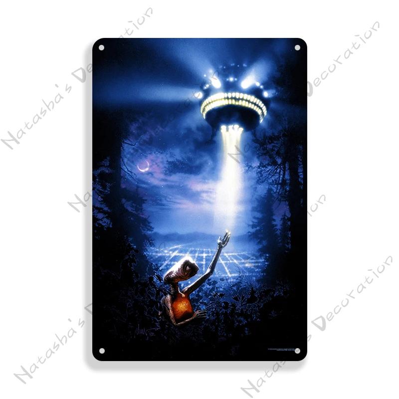 E.T. the Extra-Terrestrial Movie Metal Poster Vintage Wall Plate Bar Club Industrial Decor Metal Tin Sign Vintage Metal Plaque
