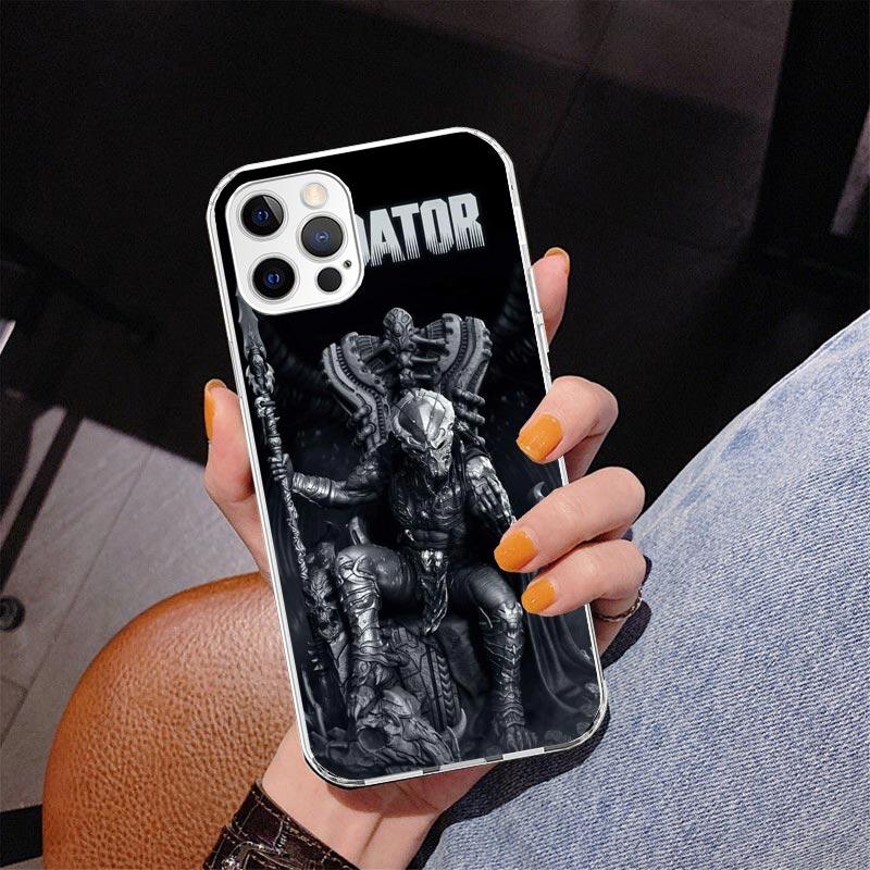 Alien Vs Predator Painted Phone Case For iPhone 17 Air 16 Pro Max 16E 15 + 14 Plus 11 12 13 Mini 7 8 SE Gift Print Cover Fundas