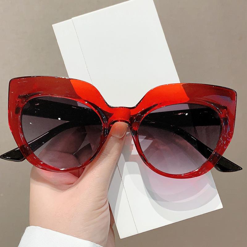 Retro UV400 Cateye Sunglasses Oversized Black Frame Women Summer Shades Female Fashion Glasses
