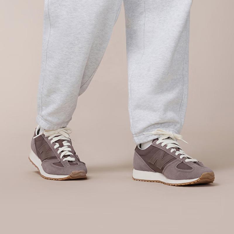 New Balance Women's Knit Casual Pants WB61P16U