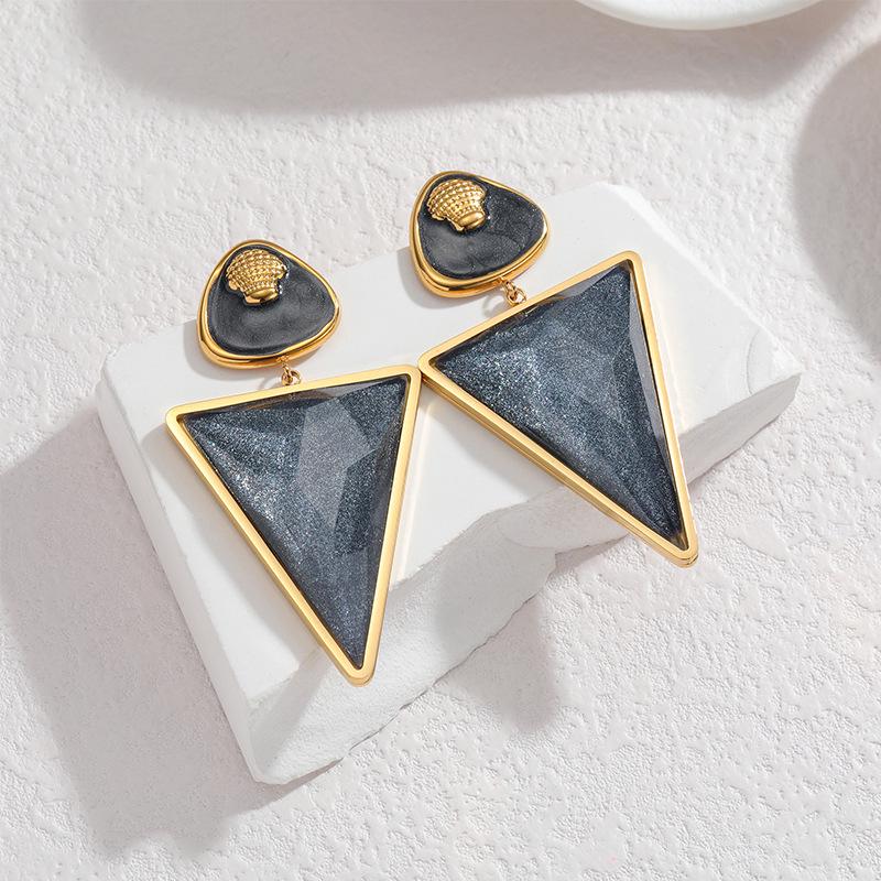 18K Gold Geometric Triangle Earrings: Fashionable & Simple Stainless Steel Design for Women