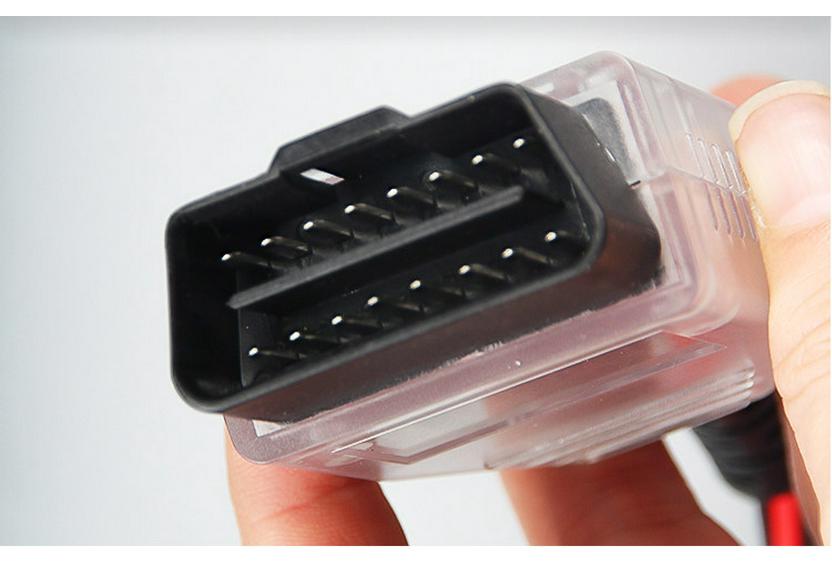 Outil de sauvegarde de la mémoire de l'ordinateur de bord pour le remplacement de la batterie OBD sans perte de courant